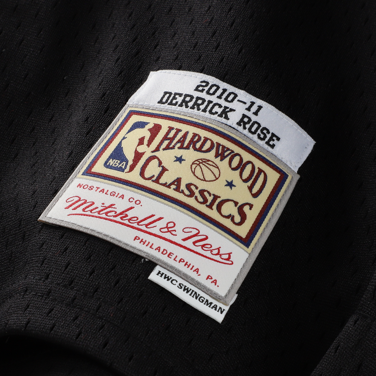 Youth Chicago Bulls Derrick Rose Mitchell & Ness Black 2010/11 Hardwood Classics Swingman Jersey