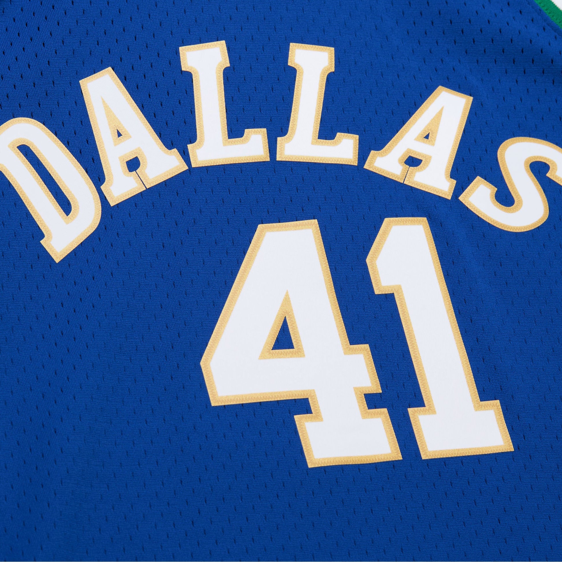 Men's Dallas Mavericks Dirk Nowitzki Royal 1998 Swingman Jersey